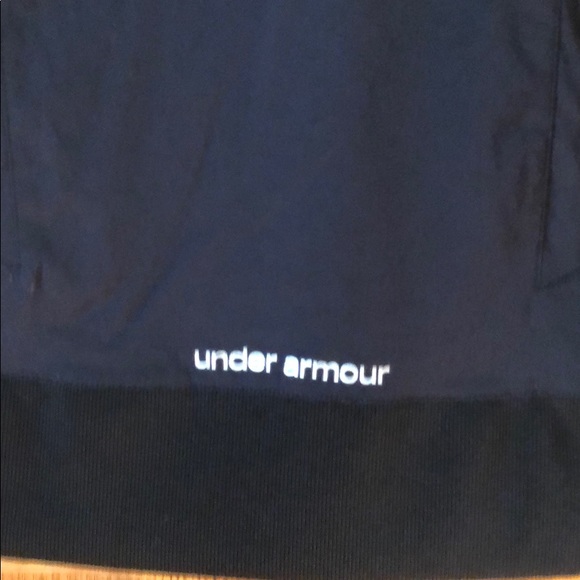 Vest - Picture 3 of 4